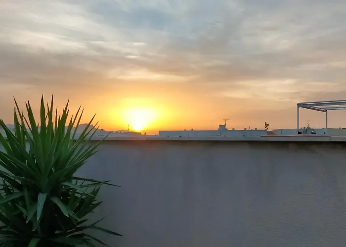Atico Duplex Con Gran Terraza Por Habitaciones